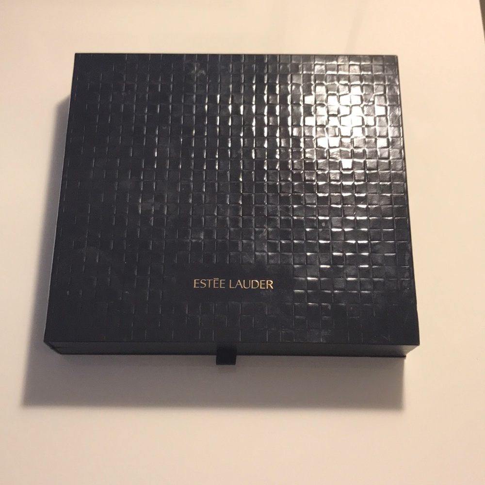 ESTĒE LAUDER LIMITED EDITION KIT 2018!!